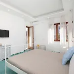 Super Attico Vista Mare Con Piscina Apartment Sorrento