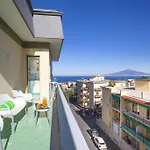 Super Attico Vista Mare Con Piscina Apartment Sorrento