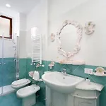 Super Attico Vista Mare Con Piscina Apartment *