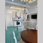 Super Attico Vista Mare Con Piscina Apartment