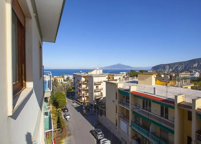 Super Attico Vista Mare Con Piscina Апартаменты *