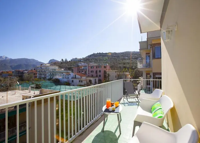 Super Attico Vista Mare Con Piscina Апартаменты *