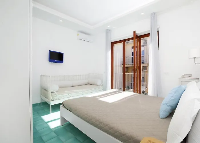 Super Attico Vista Mare Con Piscina Апартаменты Сорренто