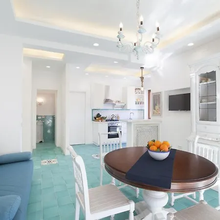 Super Attico Vista Mare Con Piscina Apartmán *