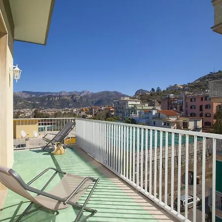 Super Attico Vista Mare Con Piscina