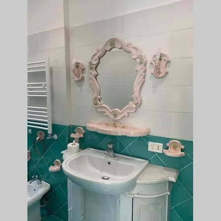Апартаменти Super Attico Vista Mare Con Piscina *