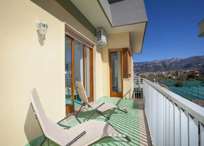 Super Attico Vista Mare Con Piscina Sorrento