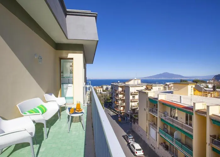 Super Attico Vista Mare Con Piscina Apartmán Sorrento