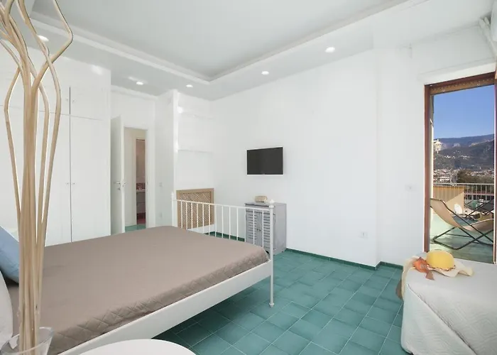 Super Attico Vista Mare Con Piscina Apartmán *