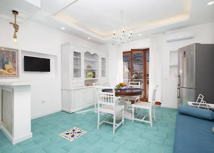 Super Attico Vista Mare Con Piscina Apartmán Sorrento